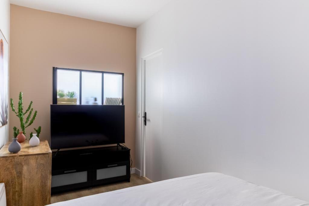 Hsh Batignolles Sauffroy Charming Apartment 8P Parijs Buitenkant foto