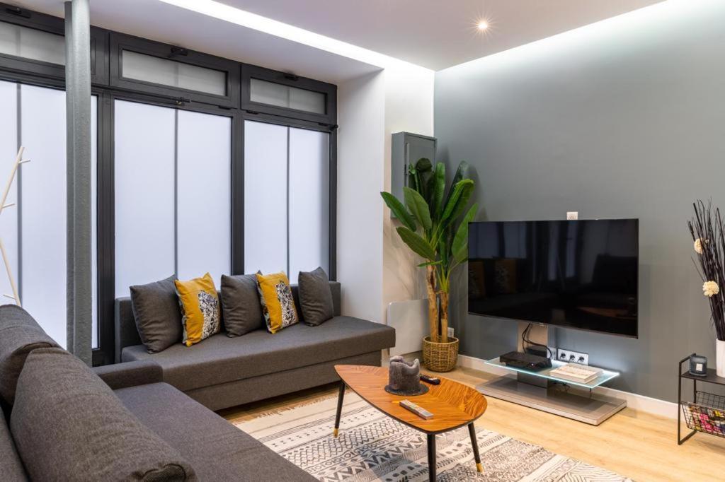 Hsh Batignolles Sauffroy Charming Apartment 8P Parijs Buitenkant foto